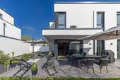 Terrasse - 4 Zimmer Einfamilienhaus zum Kaufen in Meerbusch