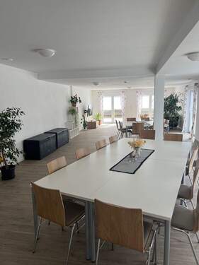 Gemeinschaftsraum mit Küche - 