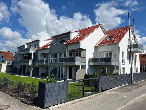 Ansicht Süd - 2 Zimmer Terrassenwohnung zur Miete in Wehringen