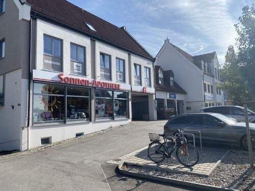 Apotheke im Ort - 