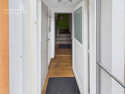 Hauseingang vom Hof - 