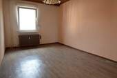 Zimmer 1 Wohnung OG/DG - 