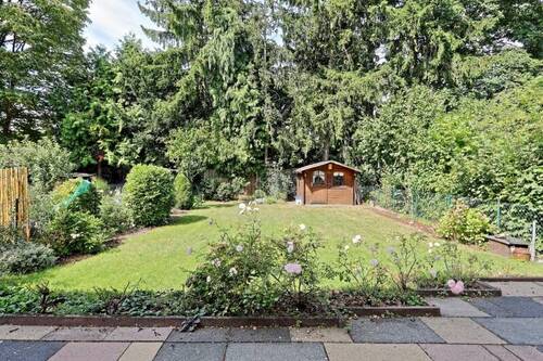 Garten - 7 Zimmer Mehrfamilienhaus, Wohnhaus in Köln