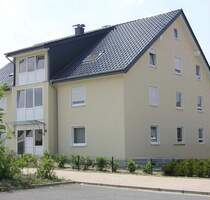 Gepflegete 3 Zimmer-Wohnung, mit offener Küche Dachgeschosswohnung (Fahrstuhl) in Schloß Holte-Stk. - Schloß Holte-Stukenbrock