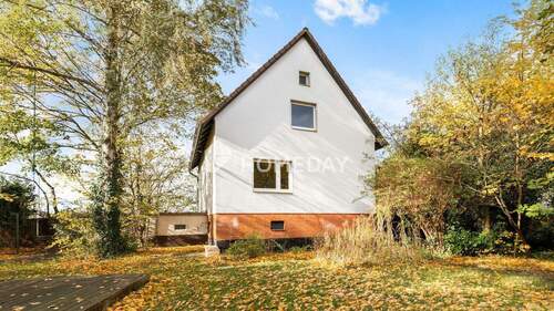 Außenansicht 2 - 5 Zimmer Einfamilienhaus zum Kaufen in Hannover