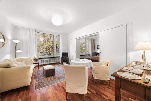 Wohnbereich - Etagenwohnung mit 50,00 m&sup2; in München zum Kaufen