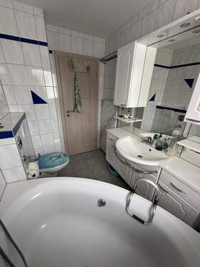 Wohlfühlbad mit natürlicher Be - 