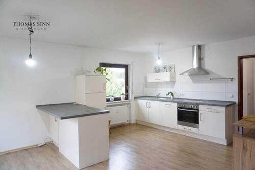 Küche/Esszimmer - Großzügige, gepflegte 2,5-Zimmer-Wohnung in ruhiger Sackgasse