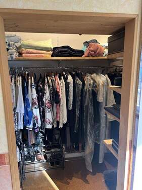 Begehbarer Kleiderschrank - 