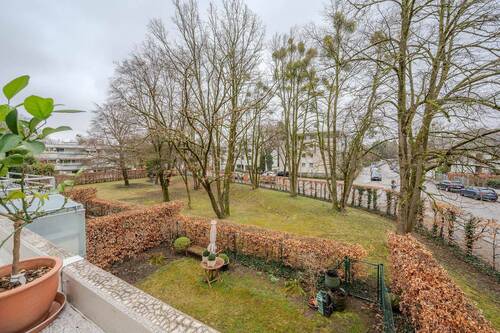 grün wohnen in Nymphenburg-Gern - FIRSTPLACE - Helle 2-3-Zimmer-Wohnung mit Süd-Terrasse in begehrter Lage Gern Nymphenburg