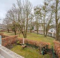 FIRSTPLACE - Helle 2-3-Zimmer-Wohnung mit Süd-Terrasse in begehrter Lage Gern Nymphenburg - München Neuhausen-Nymphenburg