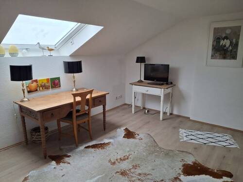 Dachgesch.-Schlafzimmer - 