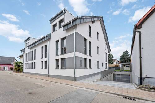 Ansicht Straße - Etagenwohnung mit 116,00 m² in Sankt Leon-Rot zum Kaufen