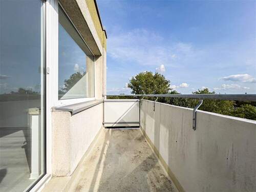 Balkon Bild 2 - 3 Zimmer Etagenwohnung zum Kaufen in Mönchengladbach