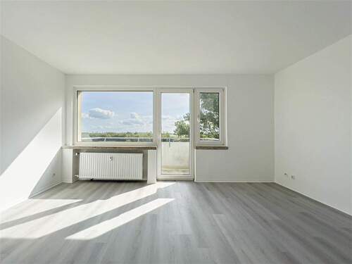 Wohnzimmer - 3 Zimmer Etagenwohnung in Mönchengladbach