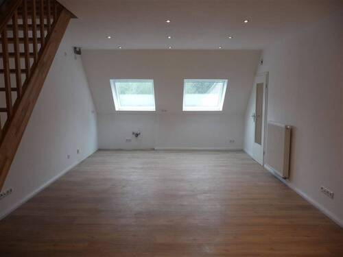 Wohnzimmer+Küche - 2 Zimmer Etagenwohnung zur Miete in Hude (Oldenburg)