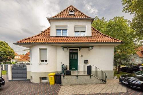 Außenansicht, seitliche Ansicht - 6 Zimmer Mehrfamilienhaus, Wohnhaus in Bottrop