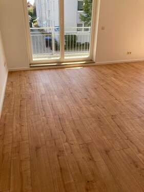 Laminat 2024 neu - 