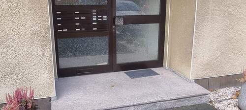 Hauseingang - 3 Zimmer Etagenwohnung zur Miete in Oberhausen