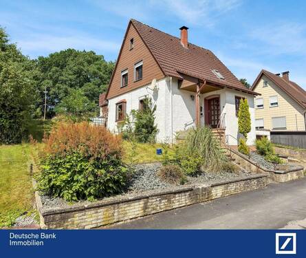 Hausansicht - Charmantes Einfamilienhaus mit viel Potenzial, Barntrup-Sonneborn