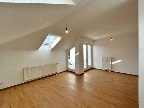 Wohnzimmer - 2 Zimmer Etagenwohnung in Sigmaringen