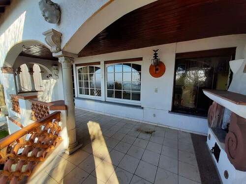 Balkon m. offenem Kamin - 