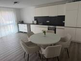 Küche und Essbereich - Exklusive, hochwertige DG-Neubauwohnung in Boxberg - modern, hell und in bester Lage