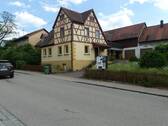 Hausansicht 1.JPG - Charmantes Fachwerkhaus mit Potenzial in Eggolsheim OT Kauernhofen