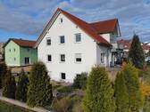 Alternativ als Zweifamilienhaus nutzbar - Einfamilienhaus zum Kaufen in Freihung
