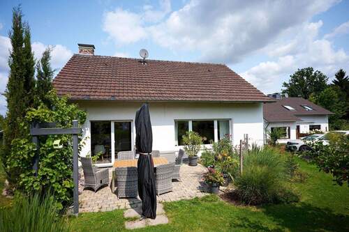 Aussenansicht Terrasse - 6 Zimmer Einfamilienhaus in Menden