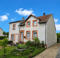 Wohnhaus mit vielen Möglichkeiten 1-2-3 Familienhaus - Schwalbach