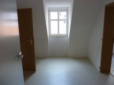 26027-5.jpg - 