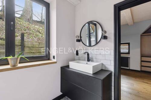 weitere Ansicht Badezimmer im EG - 
