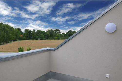 Katzdorf ETW 5 Loggia - Idyllisch gelegene Eigentumswohnung in 93158 Teublitz-Katzdorf - Neubau