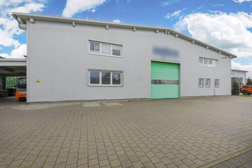 Außenansicht - Halle in Bietigheim