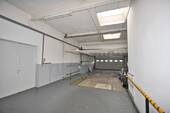 Garage zu Halle 1 - Halle in Neukirch zur Miete