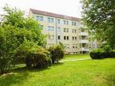 26024-1.jpg - - Blick ins Grüne - - 224,00&nbsp;EUR Kaltmiete, ca.&nbsp; 41,00&nbsp;m&sup2;&nbsp;Wohnfl&auml;che