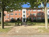 Titelbild - 4-Zimmer-Wohnung in Itzehoe mit Südwest-Balkon und viel Stauraum