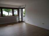 Wo.-Zimmer - Mühlheim, 3-Zi-Whg.-EG, 92m2, G-WC, TGL-Bad, gr.Terrasse und Garten