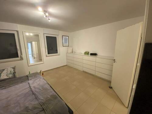 Schlafzimmer 1__4i - 