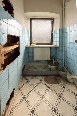 OG: Abstellraum, Platz für Gäste-WC - 