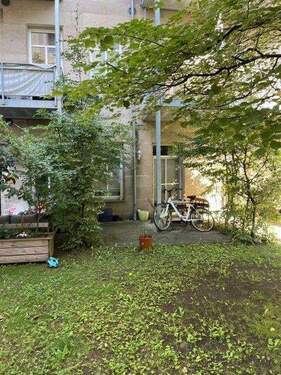 Ansicht Hofseite - Schöne 2-Zimmerwohnung mit Terrasse - Sommerstraße Fürth - Vermietet - Erbbau