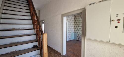 Flur EG - 1 Zimmer Mehrfamilienhaus, Wohnhaus zum Kaufen in Schöningen