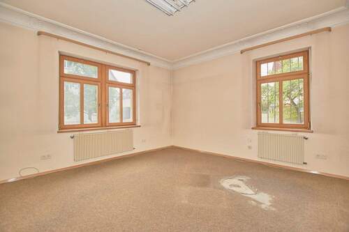 Büro EG - Einfamilienhaus mit 141,00 m&sup2; in Ehingen (Donau) zum Kaufen