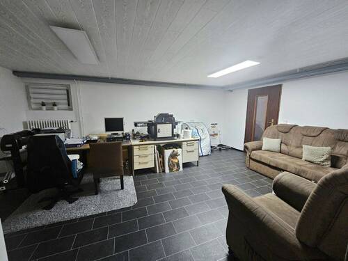 Büro UG - 