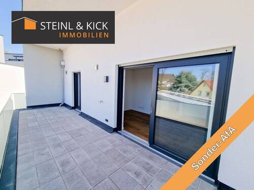 Großer Balkon mit schönem Ausblick - Neubau - Hochwertige, moderne Balkonwohnung - barrierefrei, energieeffizient - KfW40 Bauweise (QNG-Plus) - 1A Lage (nähe Maria-Hilf-Berg)
