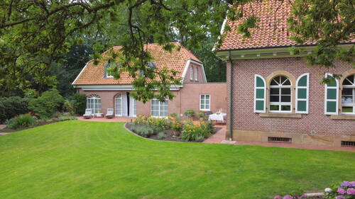 Aussen 4.JPG - Mehrfamilienhaus, Wohnhaus mit 375,00 m² in Emsbüren zum Kaufen