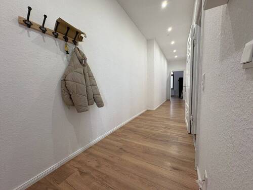 Flur - 3 Zimmer Etagenwohnung zur Miete in Bremerhaven