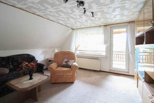 Schlafzimmer 2 mit Balkon - 