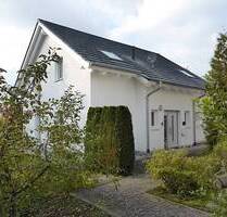 Modernes Einfamilienhaus in attraktiver Ortsrandlage. - Trossingen
